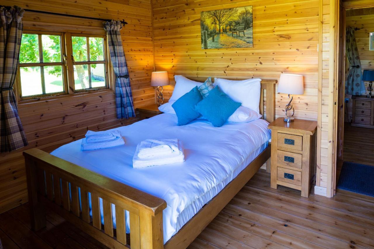 Wall Eden Farm - Luxury Log Cabins And Glamping Highbridge Exterior foto