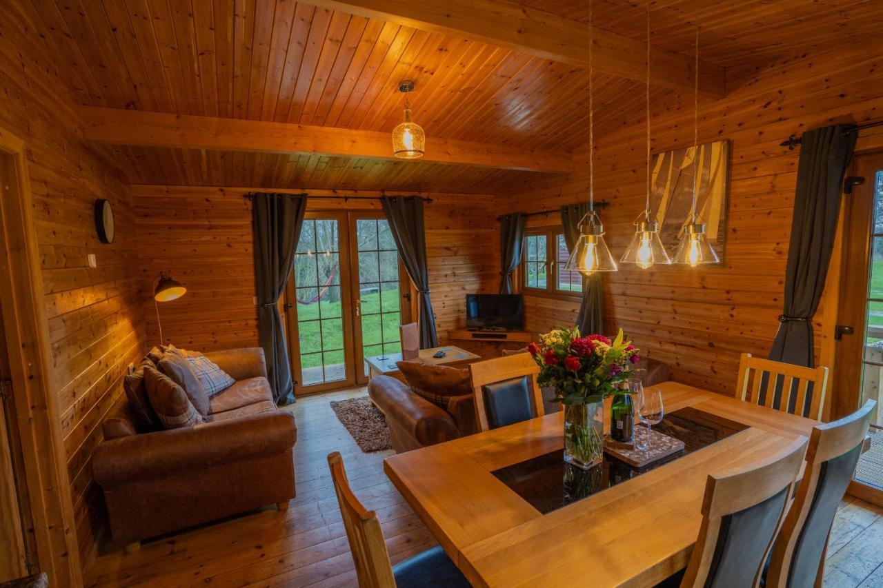 Wall Eden Farm - Luxury Log Cabins And Glamping Highbridge Exterior foto