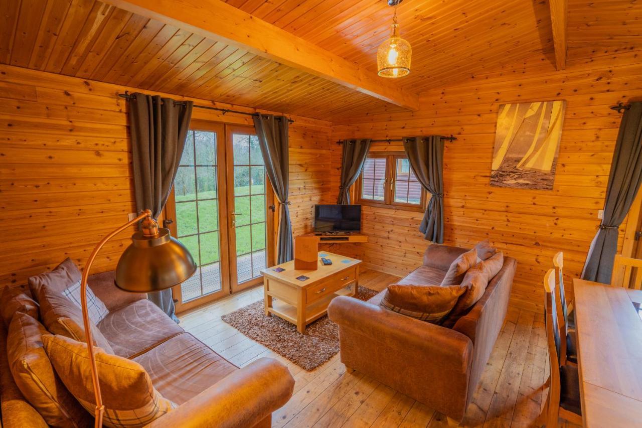 Wall Eden Farm - Luxury Log Cabins And Glamping Highbridge Exterior foto